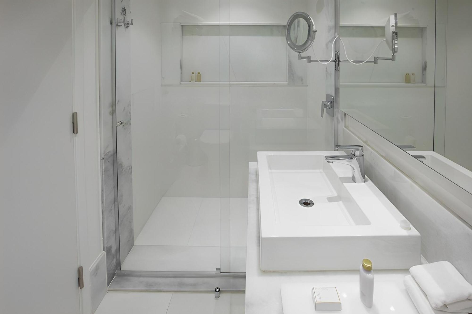 Hotel Vogue Square Fashion By Lenny Niemeyer Rio de Janeiro